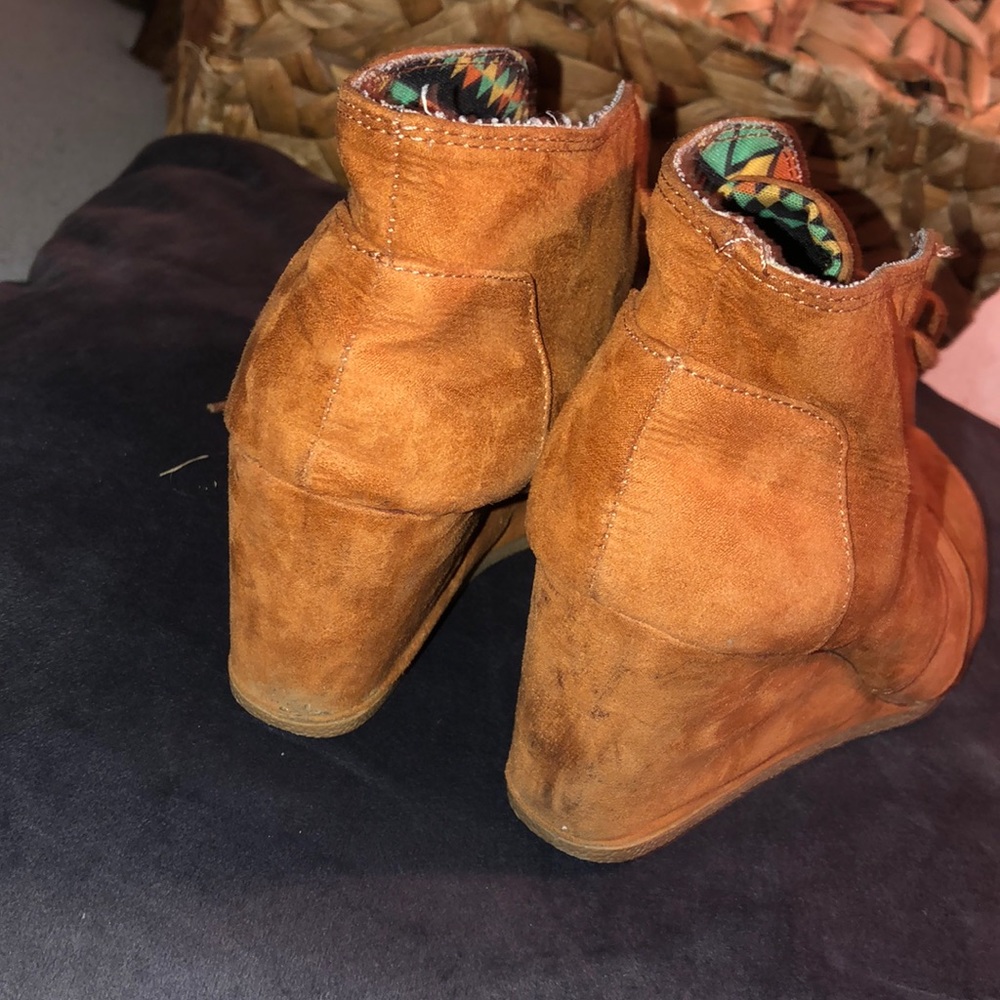 Booties - Picture 3 of 4